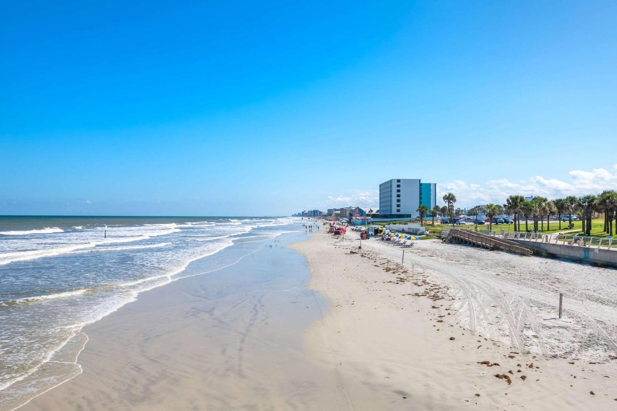Comfort Inn & Suites Daytona Beach Oceanfront Екстер'єр фото