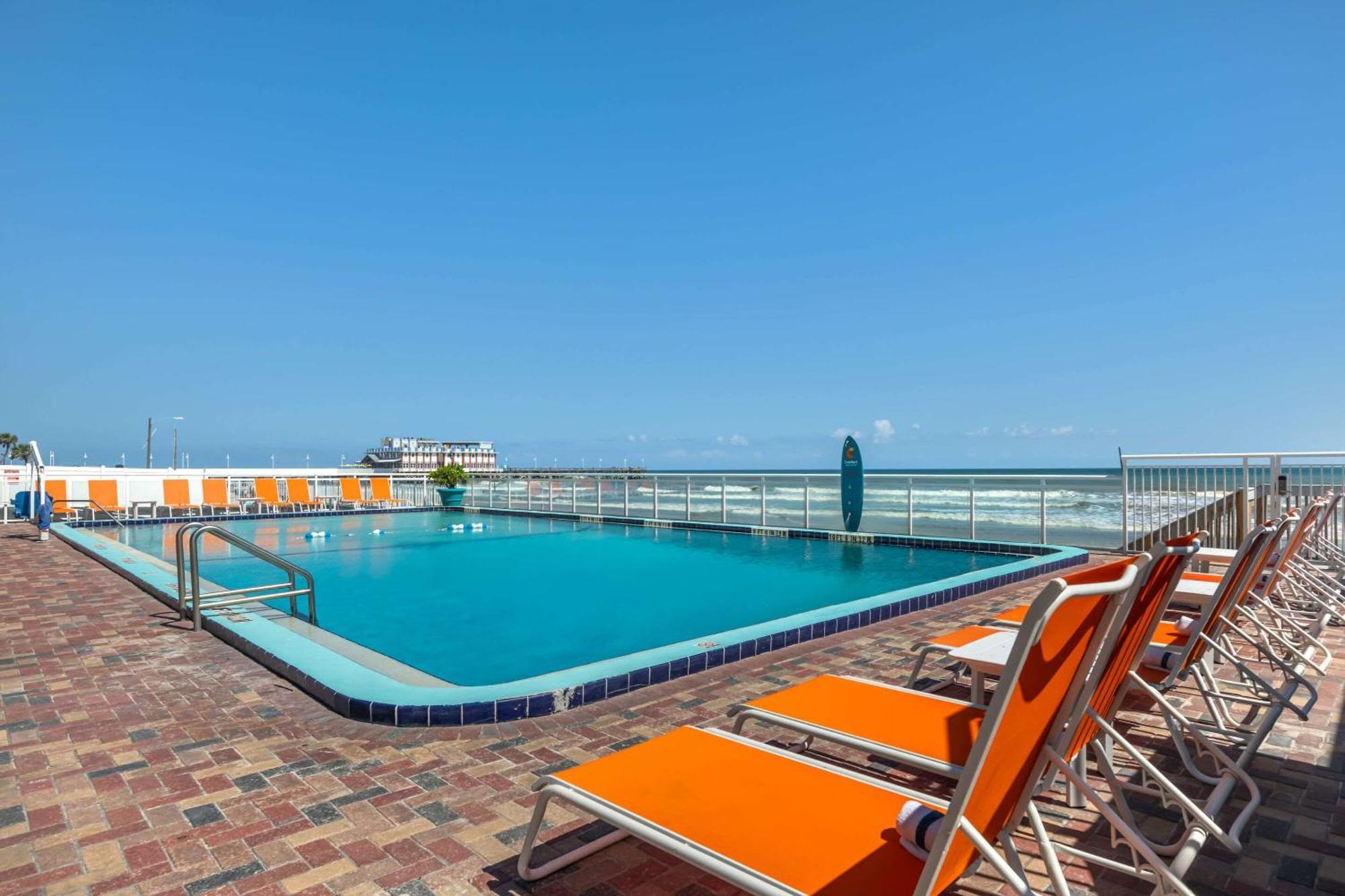 Comfort Inn & Suites Daytona Beach Oceanfront Екстер'єр фото