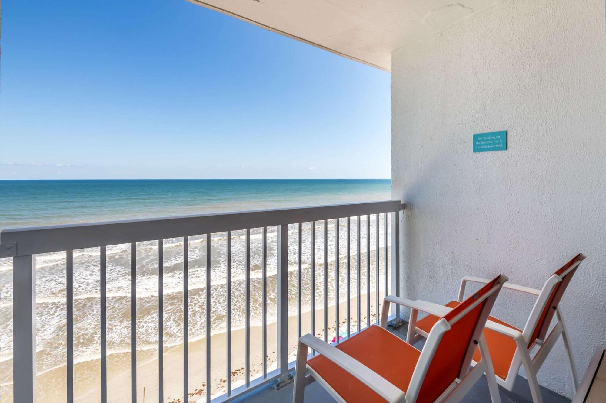 Comfort Inn & Suites Daytona Beach Oceanfront Екстер'єр фото