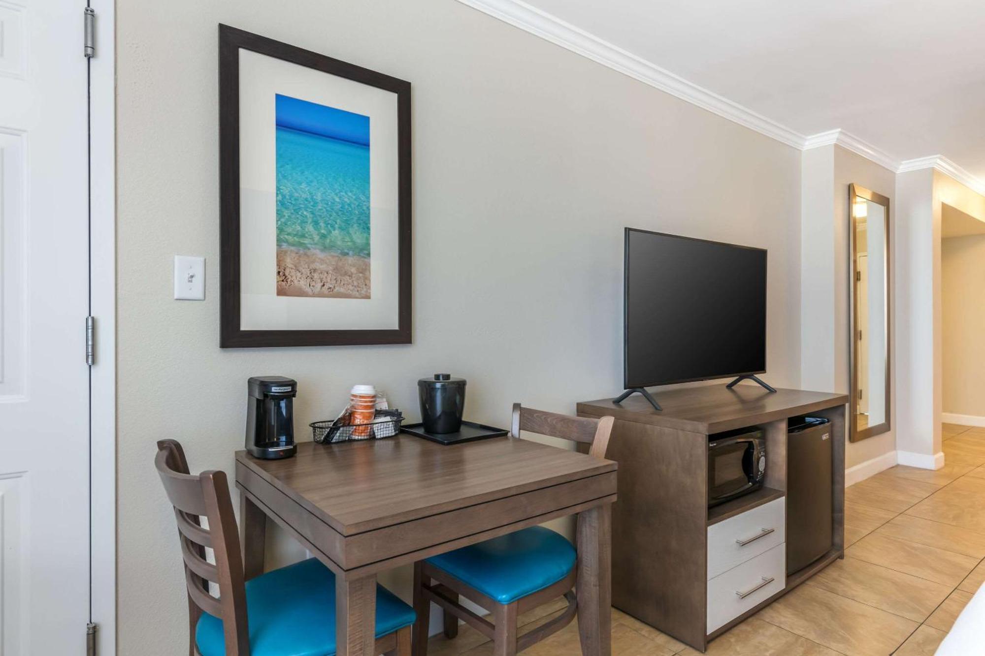 Comfort Inn & Suites Daytona Beach Oceanfront Екстер'єр фото